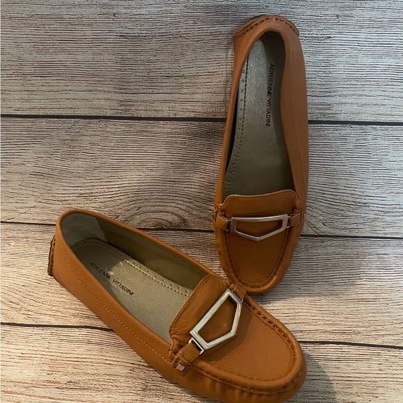 Adrienne Vittadini Tan Saige Driving  Loafers sz.7 New! - Picture 2 of 9